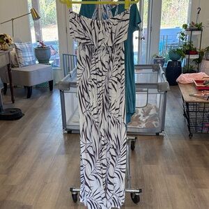 Elegant Tropical Palm Print Strapless Maxi Dress